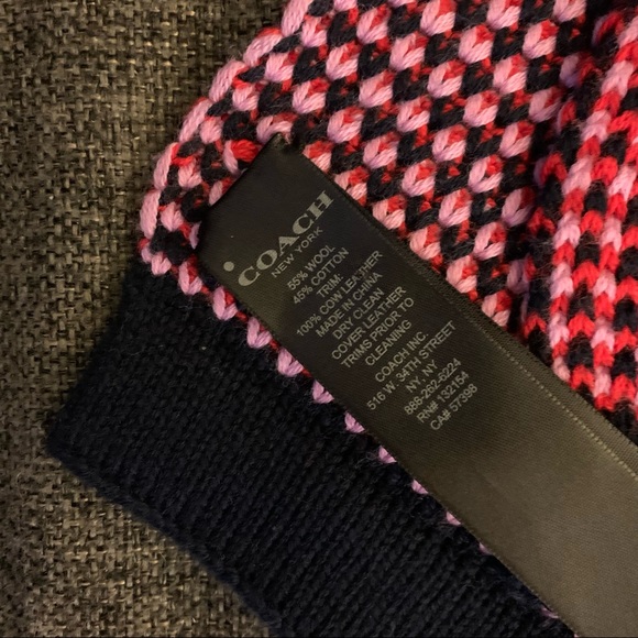 🧣 Coach Knitted Scarf NWOT 🧣 - Picture 3 of 6